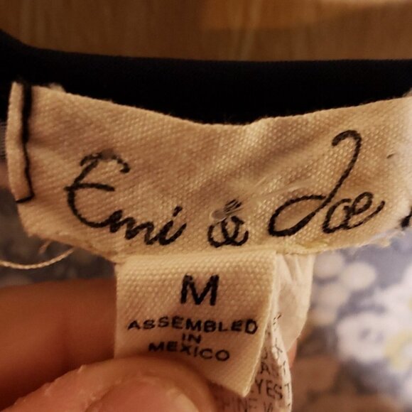 Emi & Joe Womens Navy Blue Floral Textured Top With Sheer Hem Medium - Picture 6 of 7